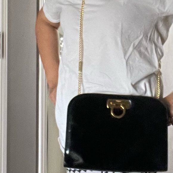 Salvatore Ferragamo patent leather - Picture 5 of 15